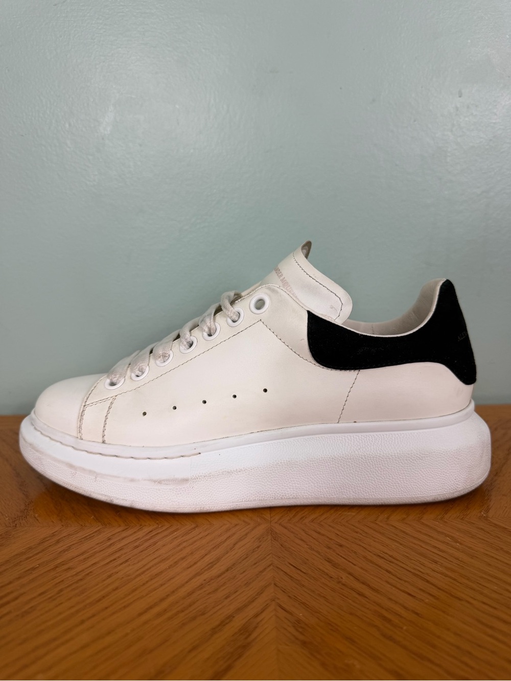 Alexander Mcqueen Women’s Oversized Sneakers White Black Size 39 US 8- 8.5